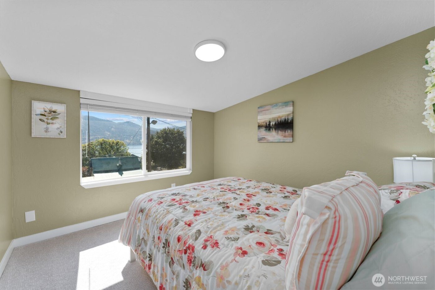 703 Boetzkes Avenue , Manson, WA 98831-9219
