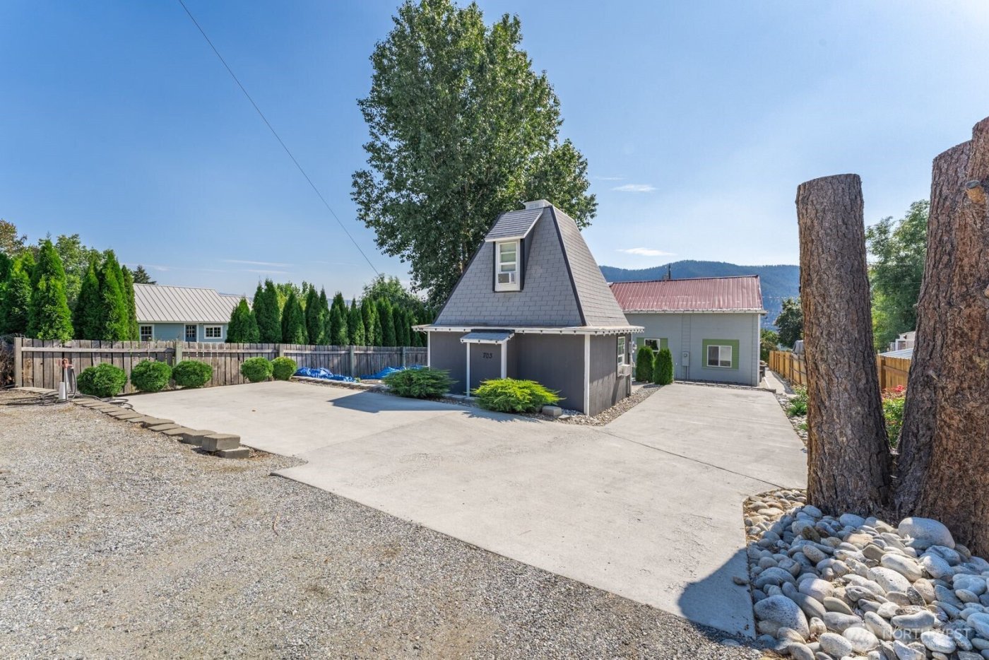 703 Boetzkes Avenue , Manson, WA 98831-9219