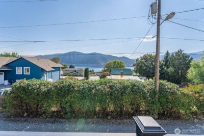 703 Boetzkes Avenue , Manson, WA 98831-9219 - Photo 4