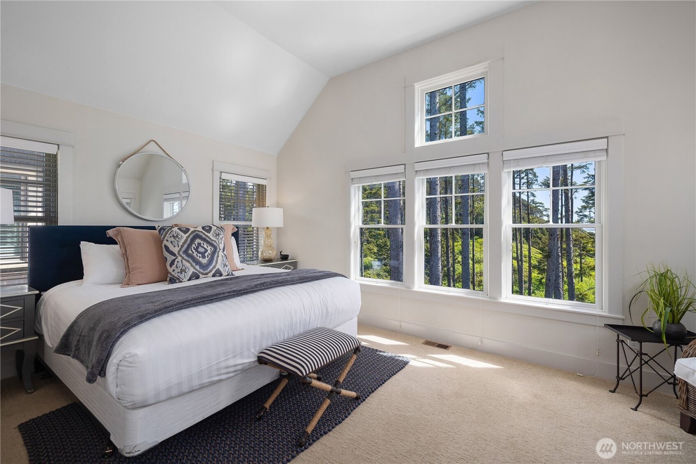 34 Seaside Lane , Pacific Beach, WA 98571