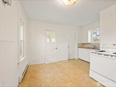 1929 11th Street , Bremerton, WA 98337 - Photo 20
