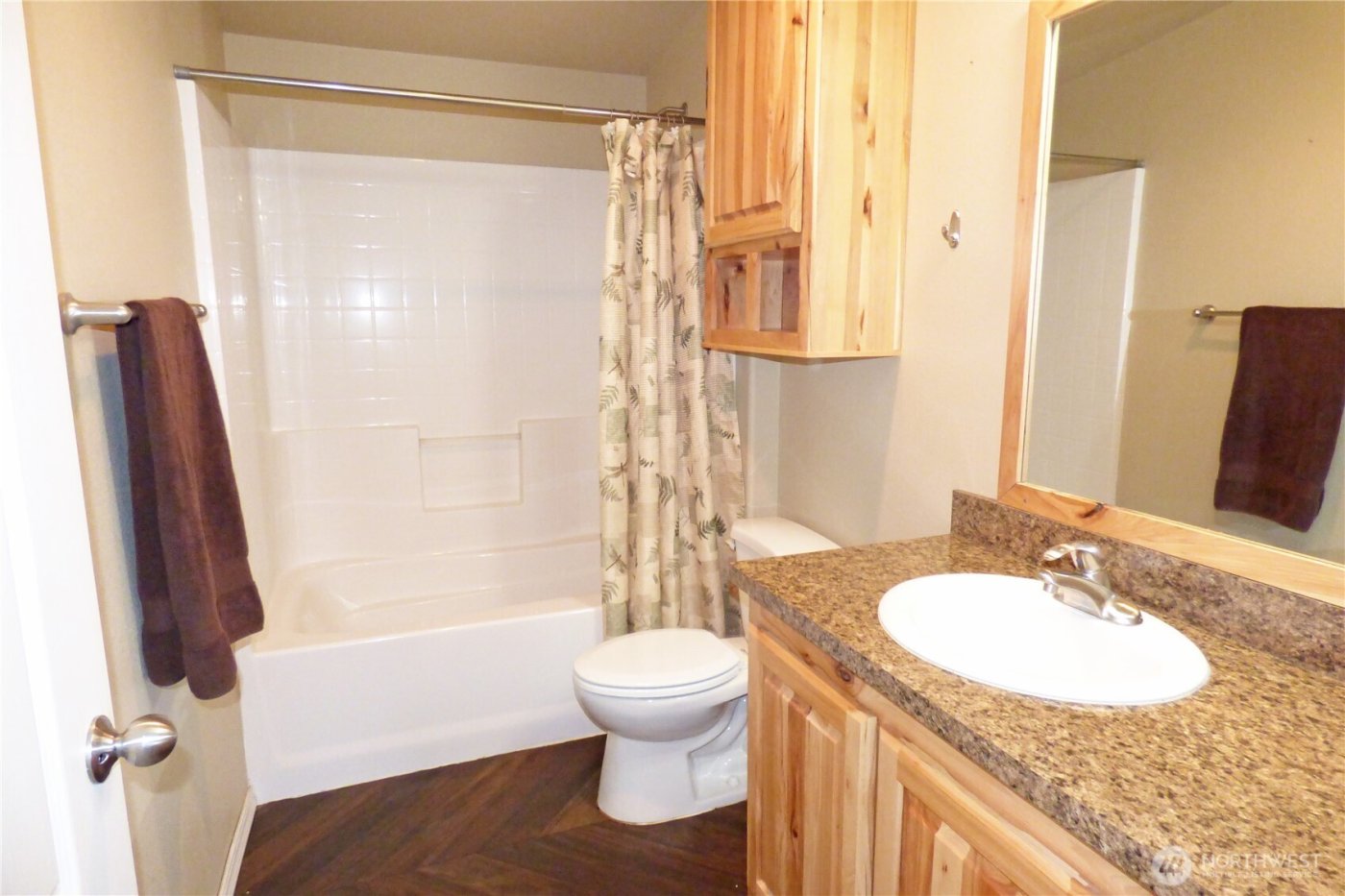 5302 E Eagle Lane SW, Tumwater, WA 98512