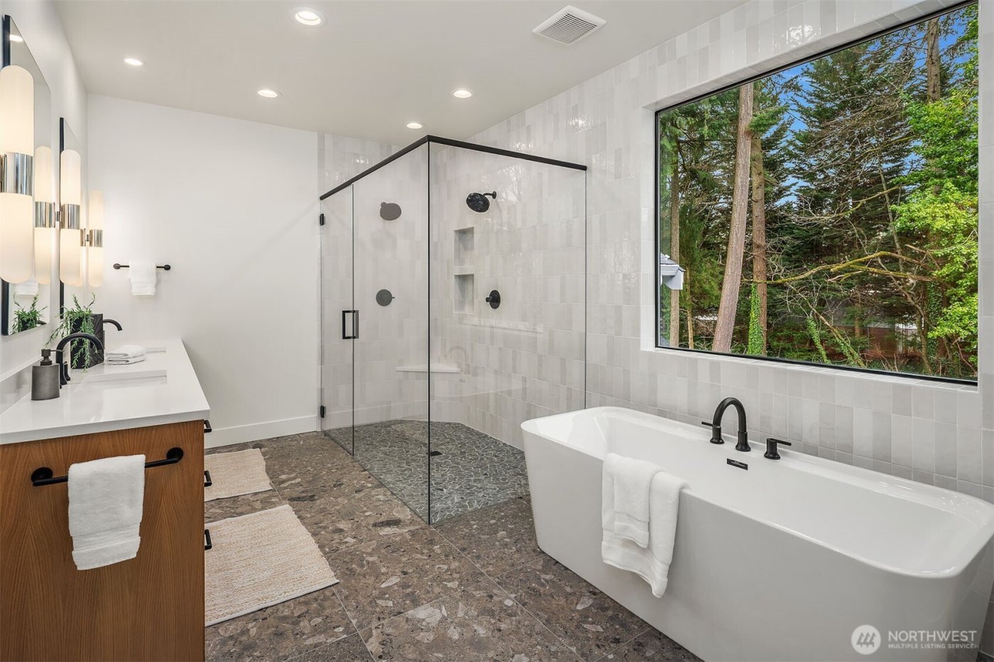 12834 NE 113th Street , Kirkland, WA 98033