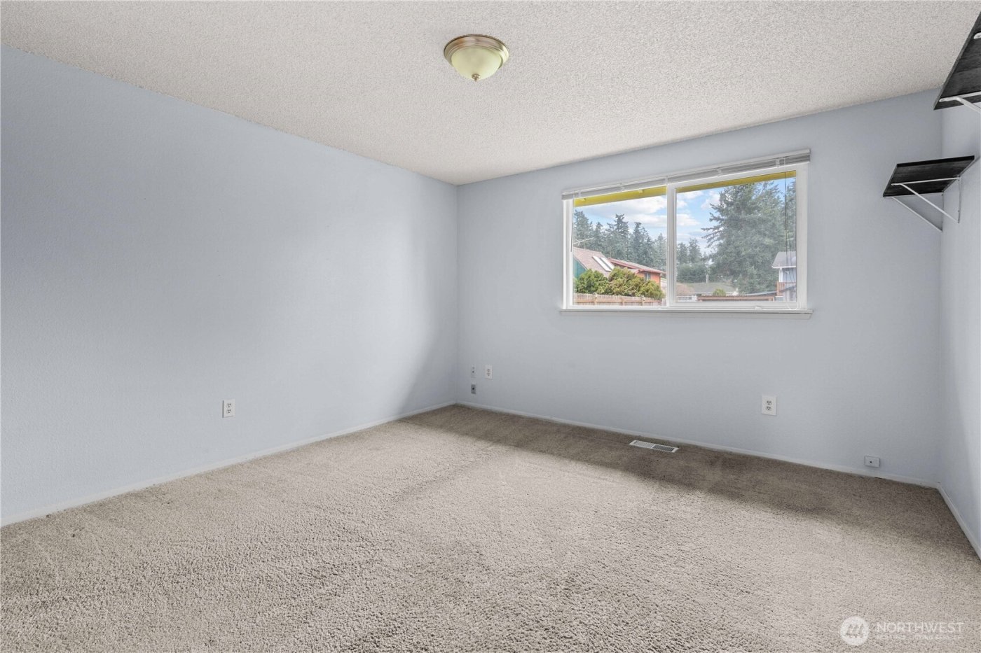 4606 222nd Street Ct E, Spanaway, WA 98387