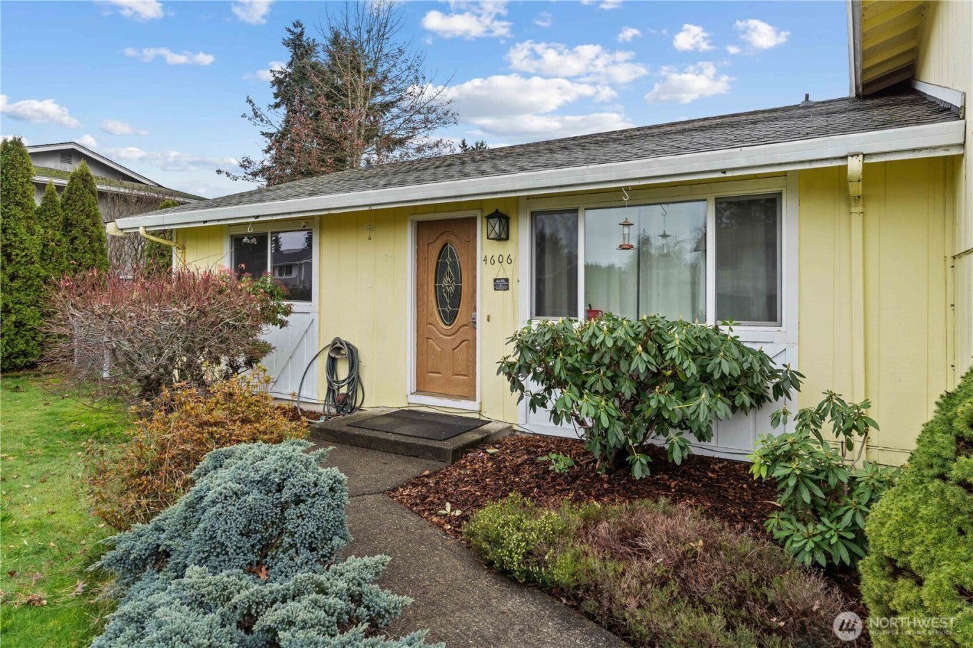 4606 222nd Street Ct E, Spanaway, WA 98387