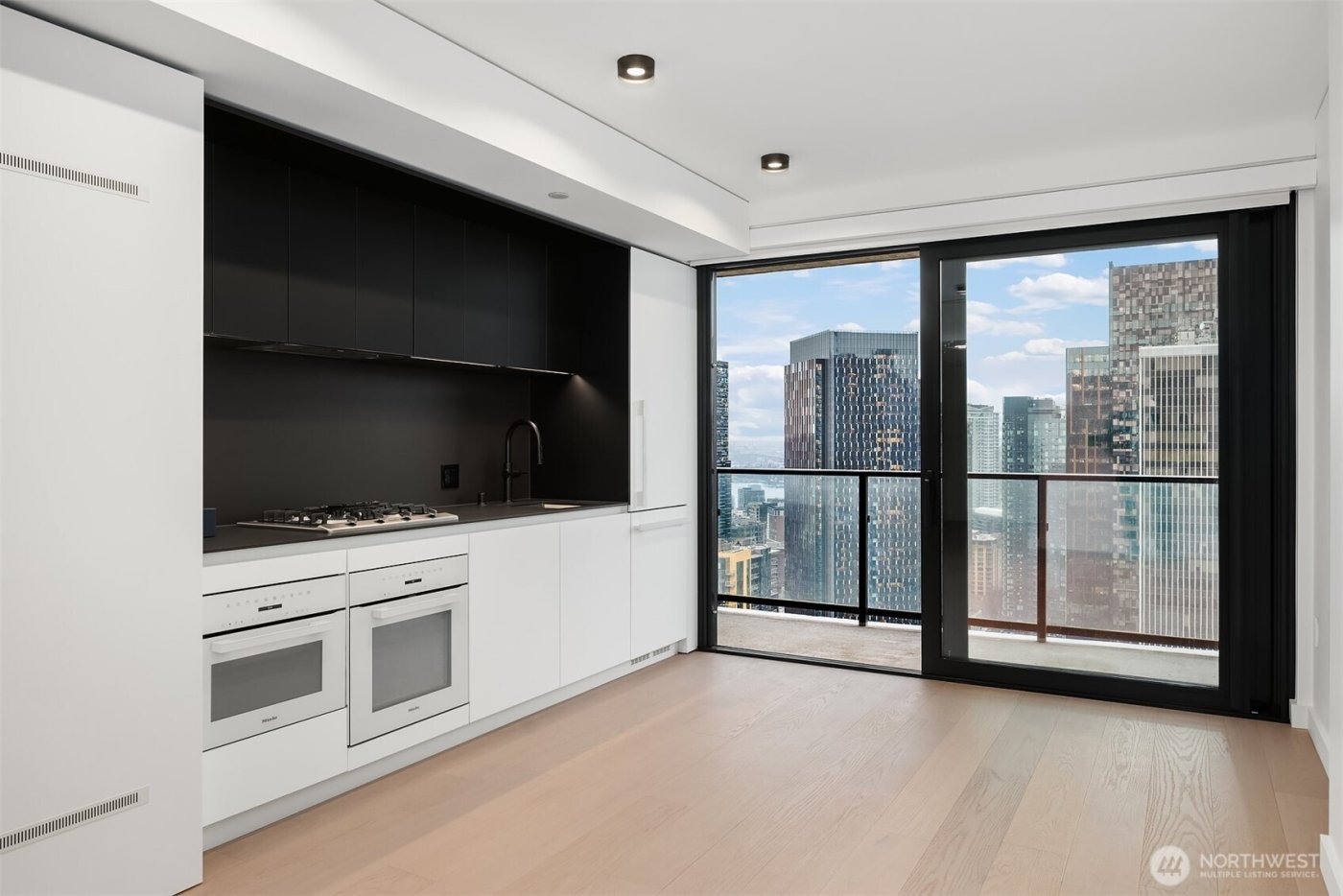 300 Virginia Street #3103, Seattle, WA 98101