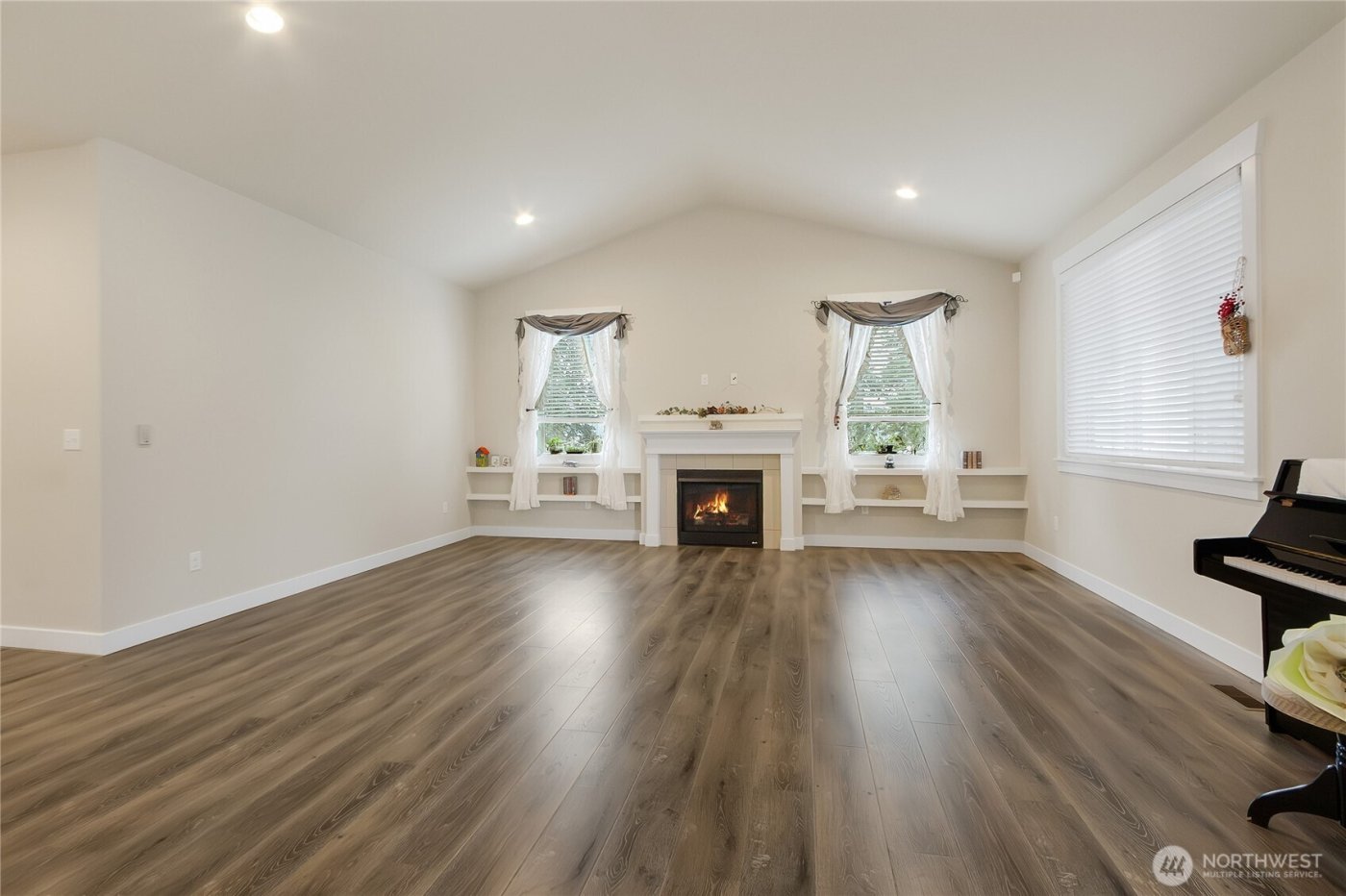 627 S 166th Street , Spanaway, WA 98387