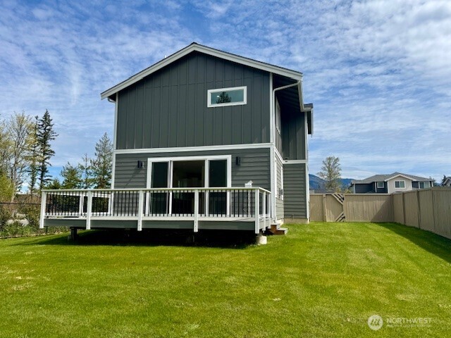 225 N 54th Place , Mount Vernon, WA 98273