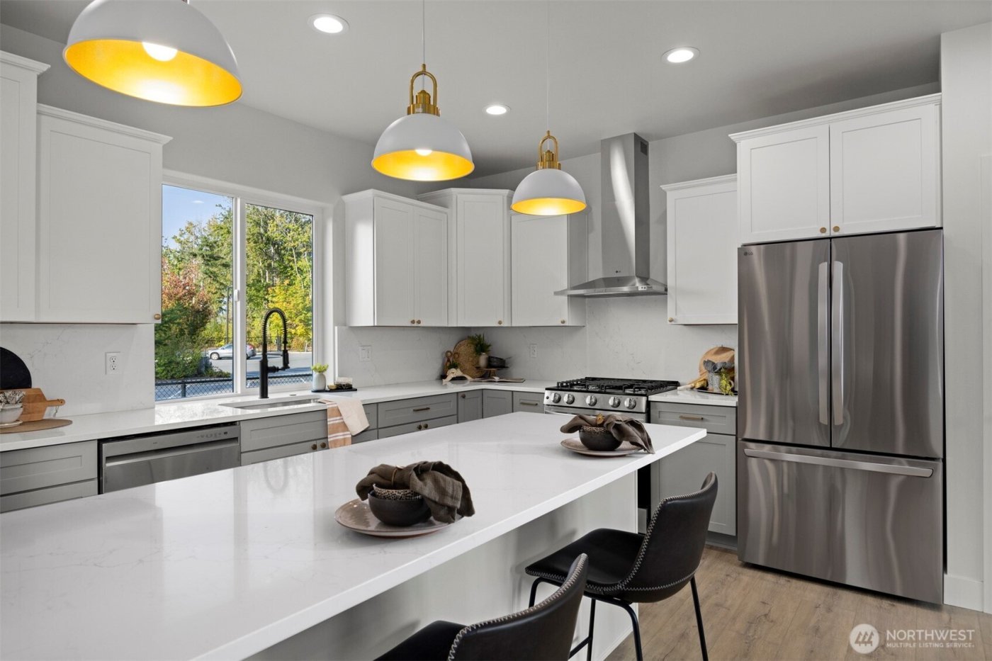 225 N 54th Place , Mount Vernon, WA 98273