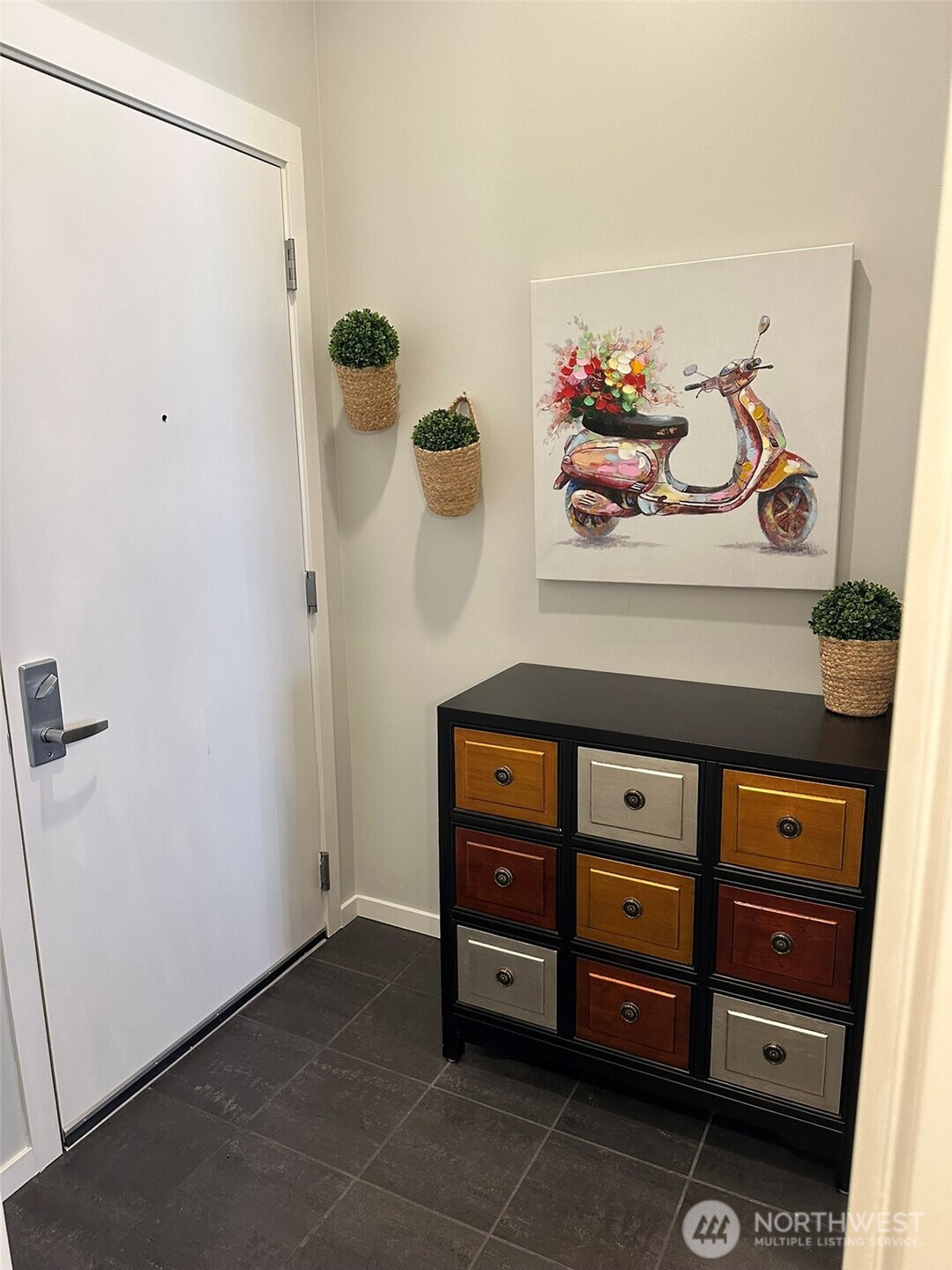 2721 1st Avenue #103, Seattle, WA 98121