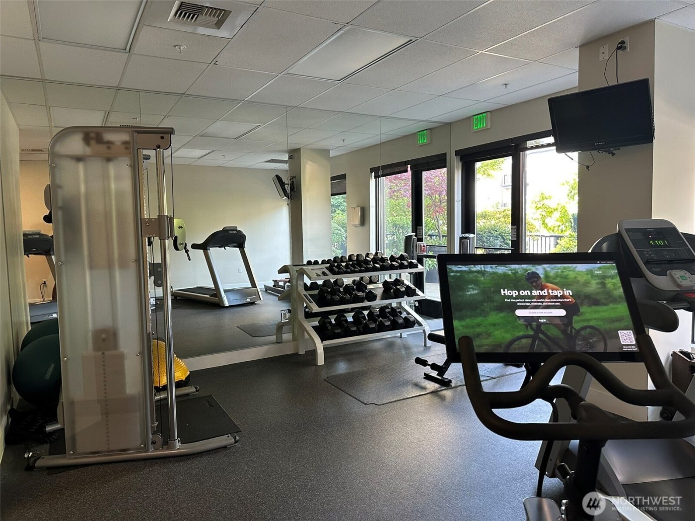 2721 1st Avenue #103, Seattle, WA 98121