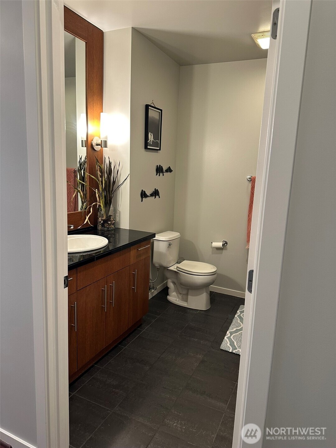 2721 1st Avenue #103, Seattle, WA 98121