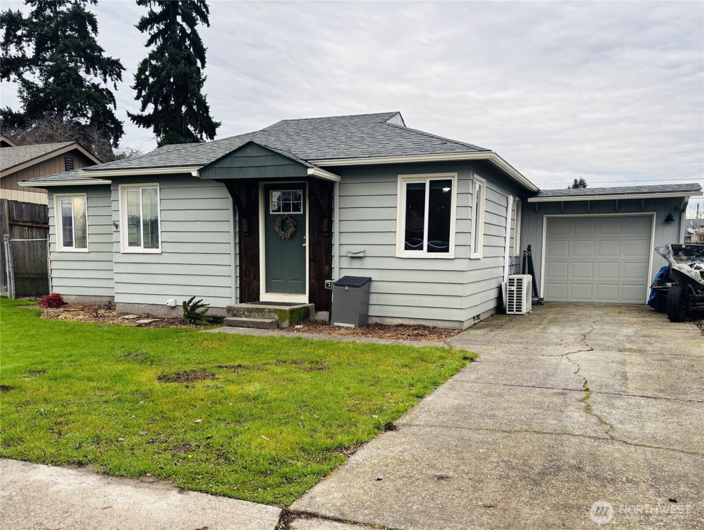 337 Cypress Street , Longview, WA 98632