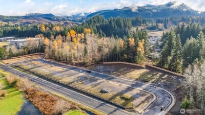 1529 Lockridge Loop E, Enumclaw, WA 98022 - Photo 29