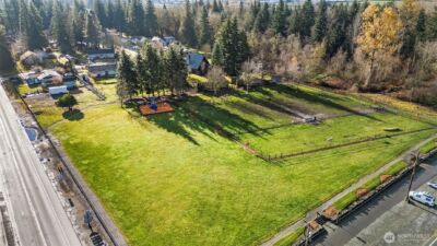 1529 Lockridge Loop E, Enumclaw, WA 98022 - Photo 31