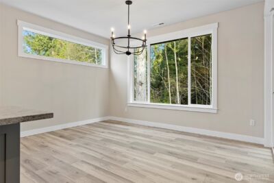 1529 Lockridge Loop E, Enumclaw, WA 98022 - Photo 9