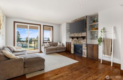 1403 Dakota Avenue , Anacortes, WA 98221 - Photo 11