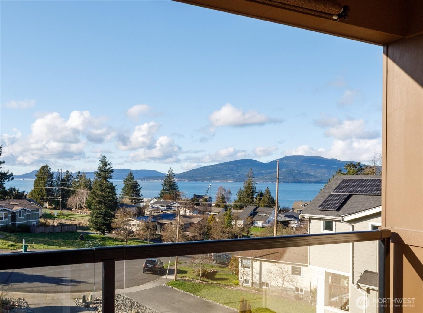 1403 Dakota Avenue , Anacortes, WA 98221