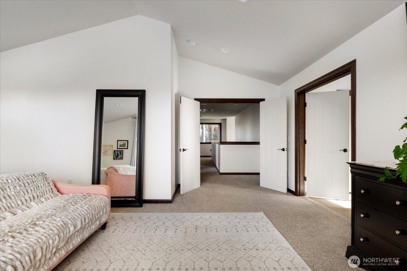 1403 Dakota Avenue , Anacortes, WA 98221