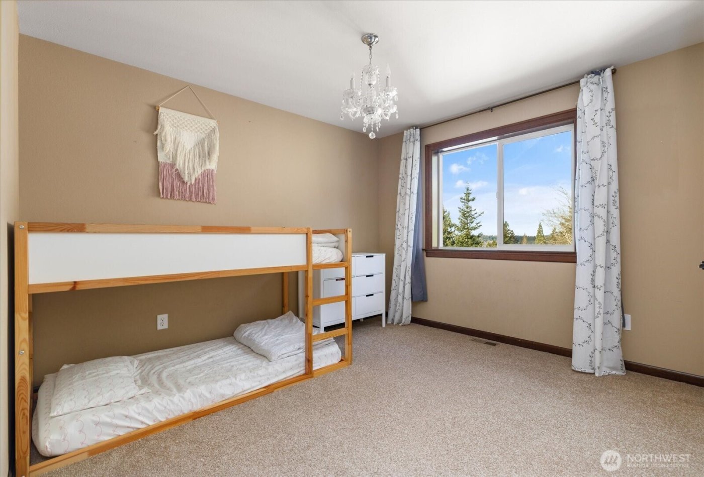 1403 Dakota Avenue , Anacortes, WA 98221