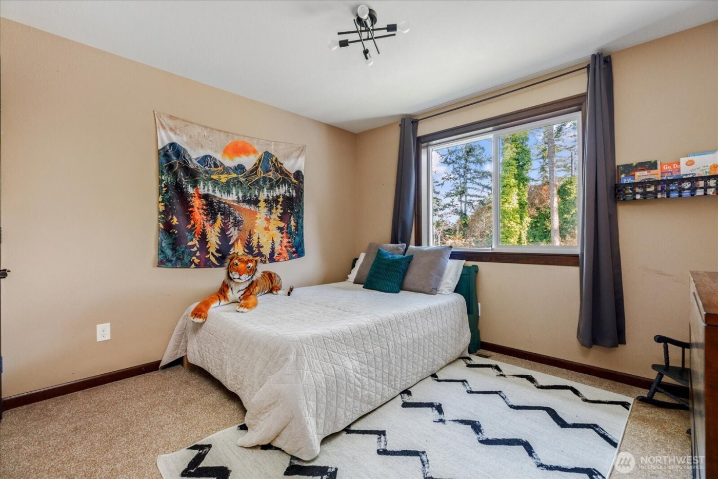 1403 Dakota Avenue , Anacortes, WA 98221