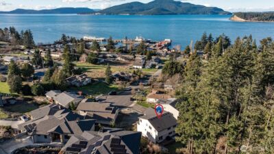 1403 Dakota Avenue , Anacortes, WA 98221 - Photo 3