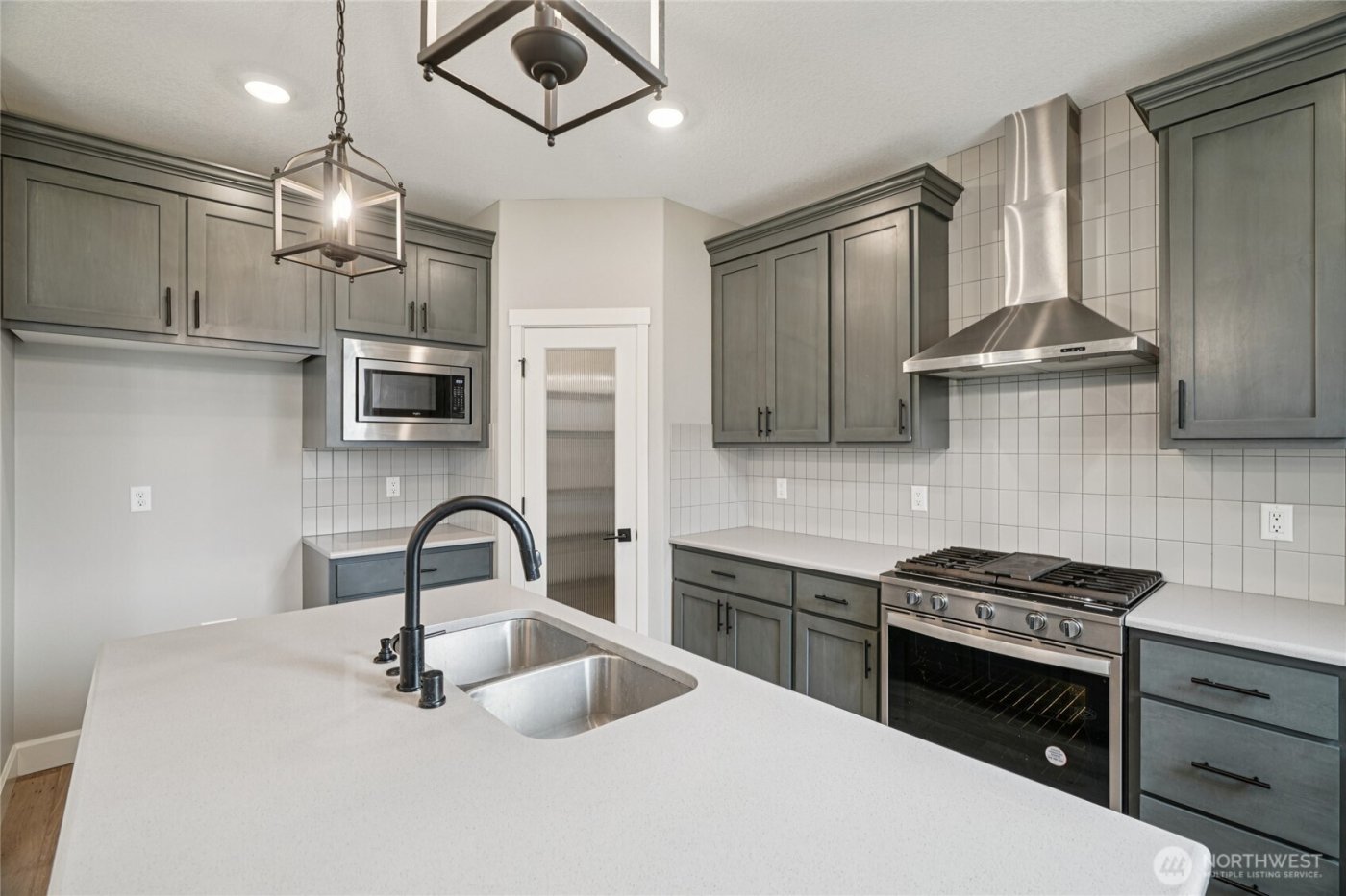 1927 SE 27th Street , Battle Ground, WA 98604