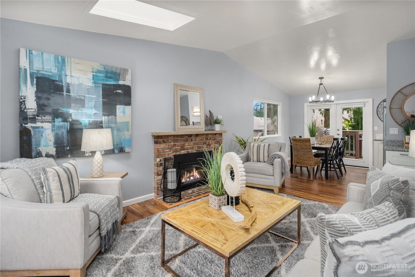 21239 NE 10th Place , Sammamish, WA 98074-6732