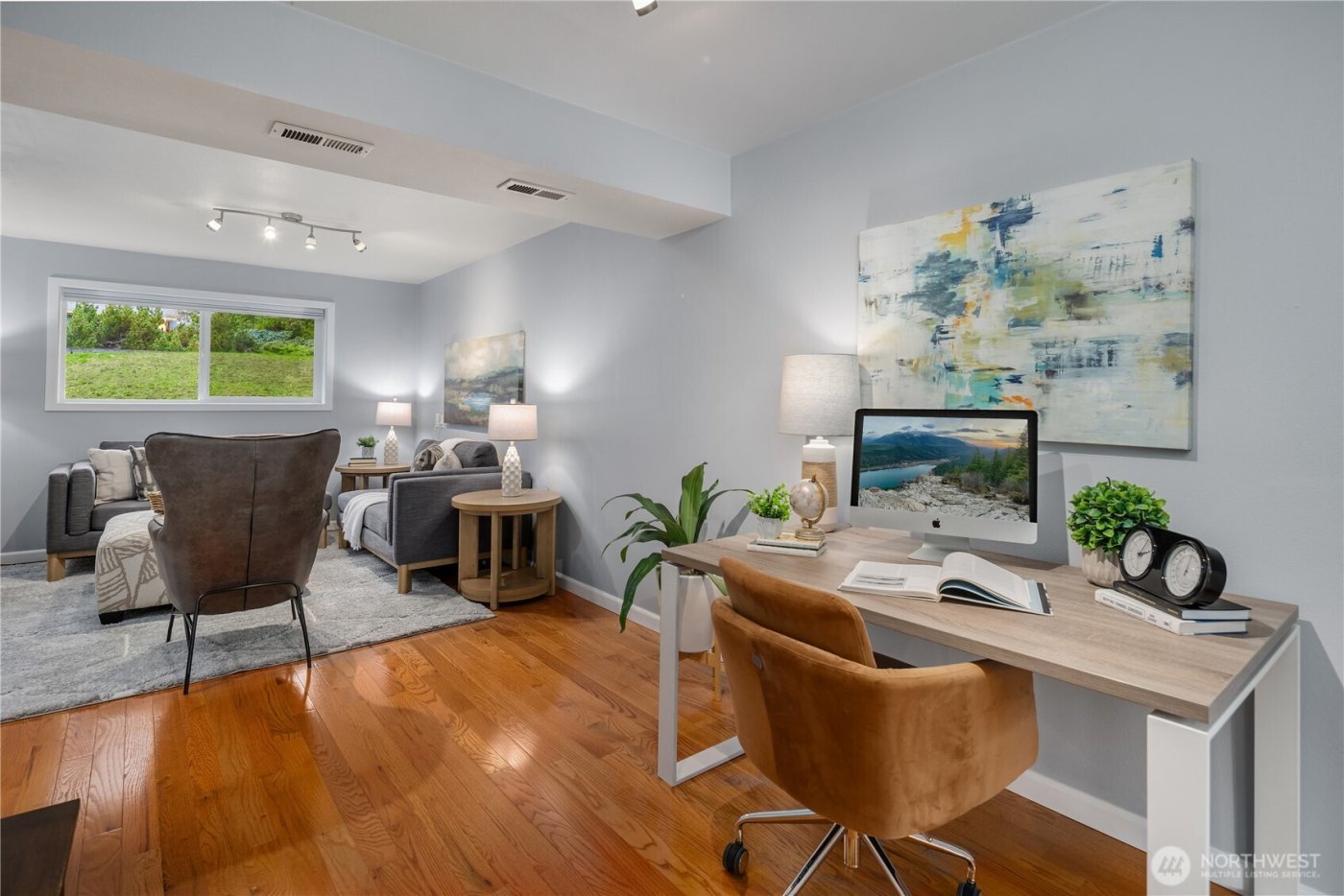 21239 NE 10th Place , Sammamish, WA 98074-6732