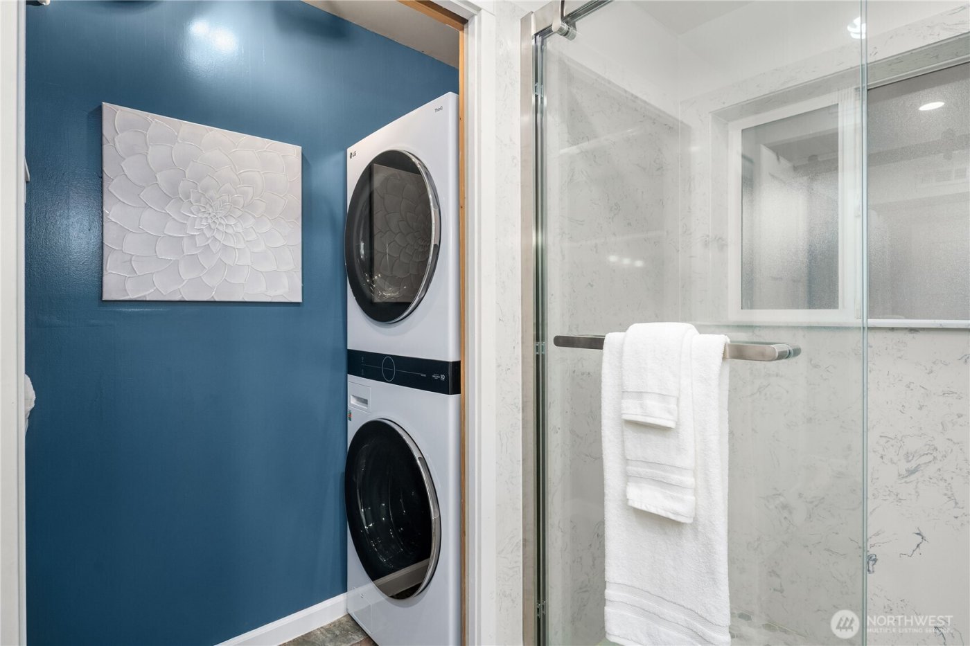 21239 NE 10th Place , Sammamish, WA 98074-6732