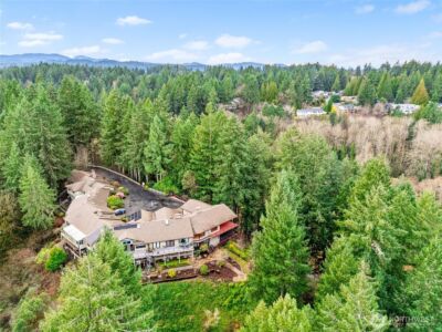 1406 Evergreen Park Lane SW, Olympia, WA 98502 - Photo 2