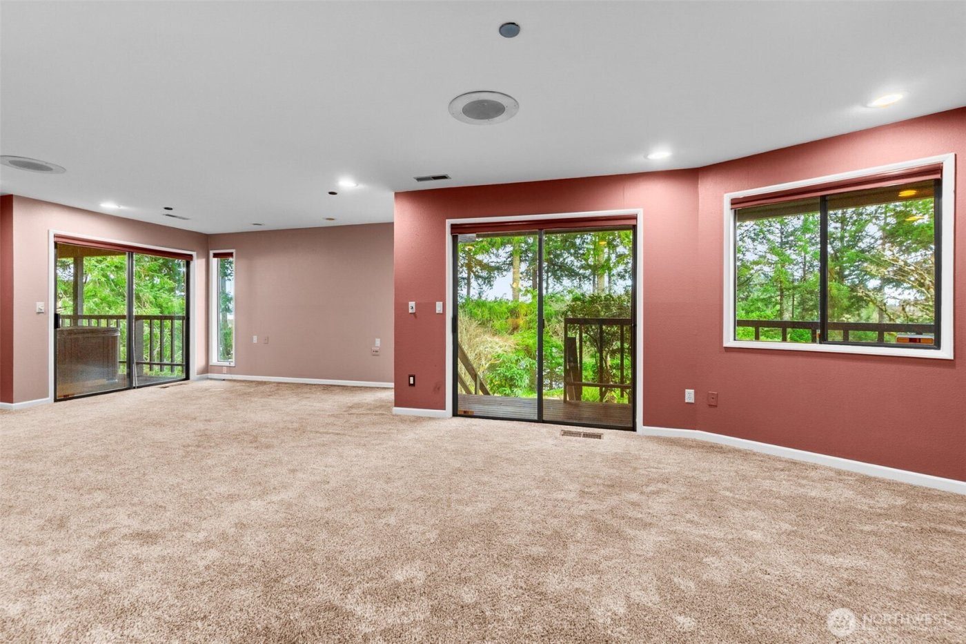 1406 Evergreen Park Lane SW, Olympia, WA 98502