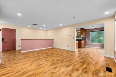 1406 Evergreen Park Lane SW, Olympia, WA 98502 - Photo 5