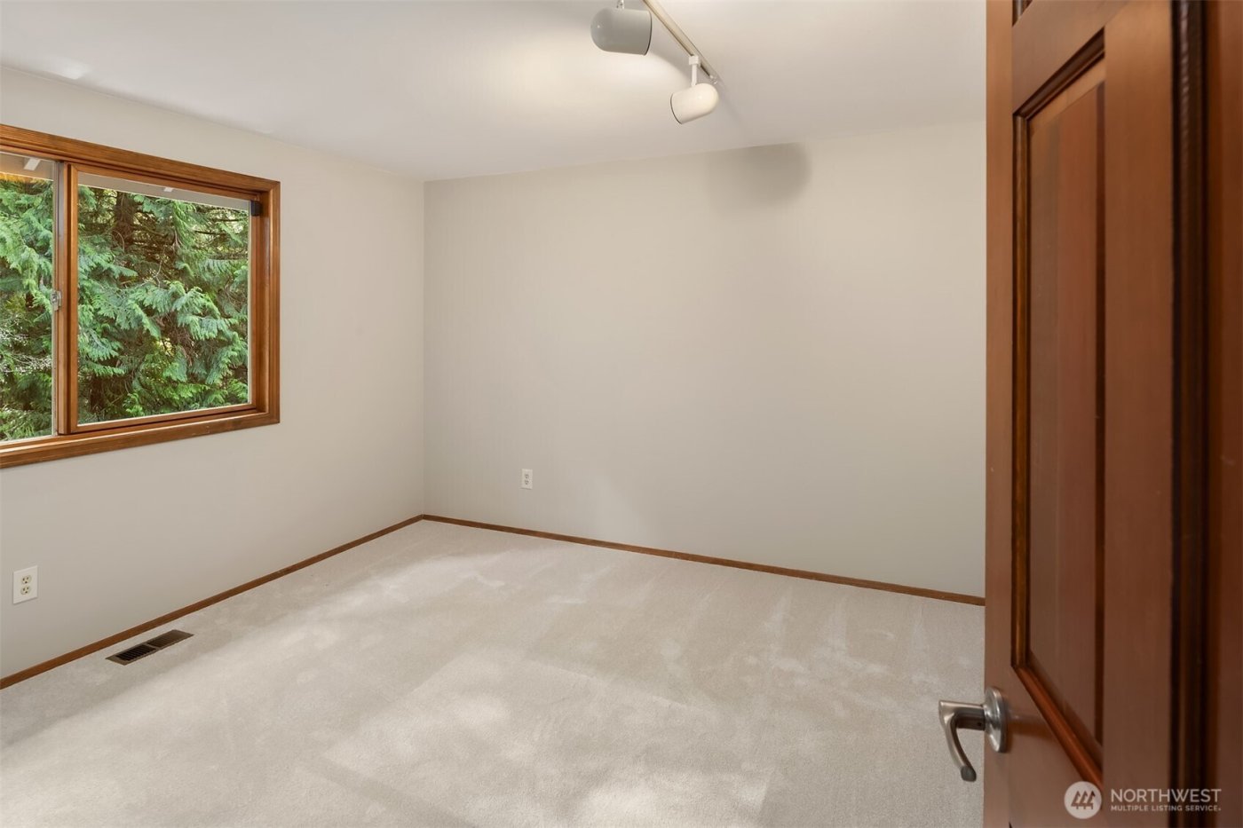 19345 NE 200th Street , Woodinville, WA 98077