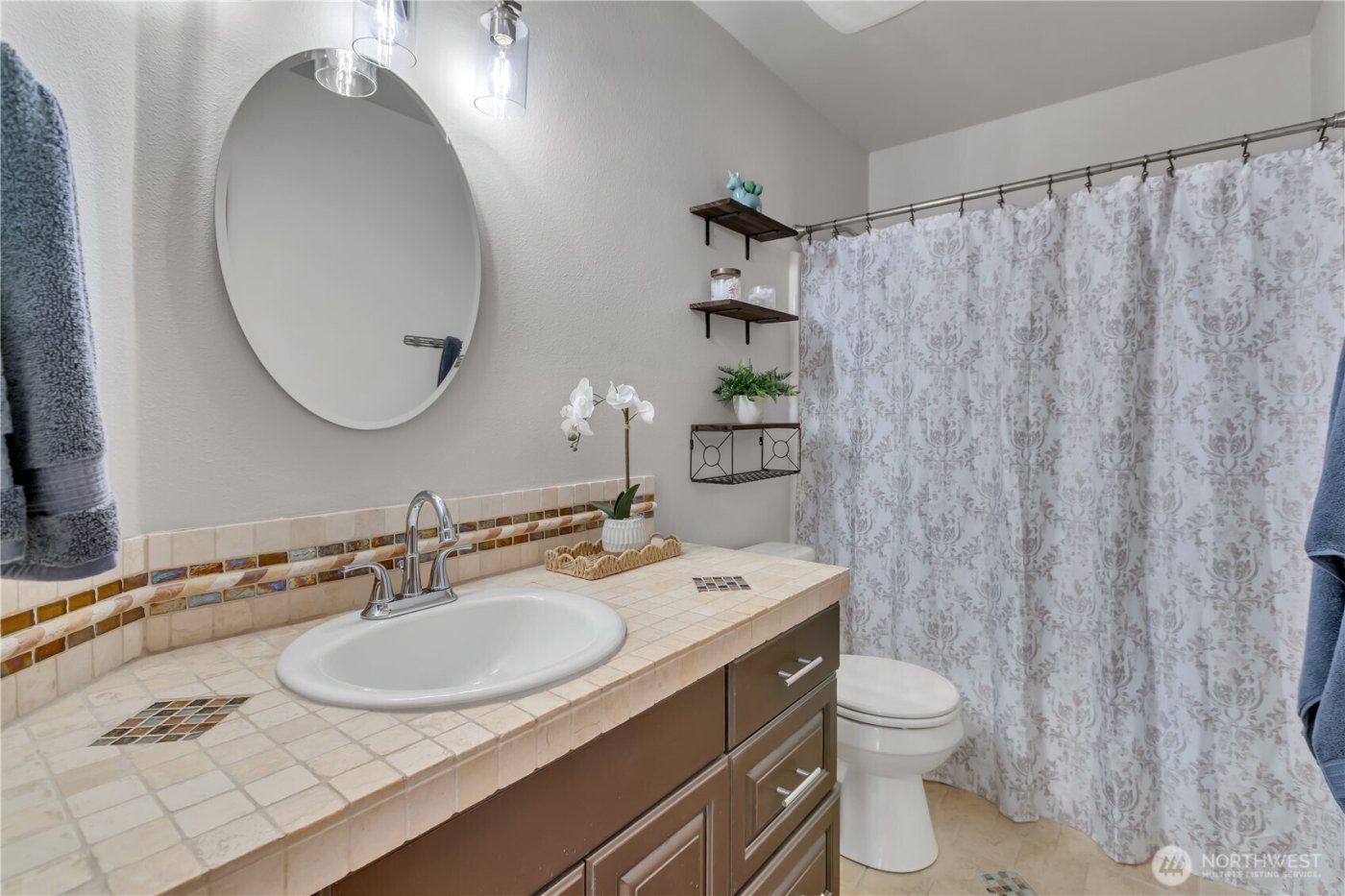 10825 211th Avenue Ct E, Bonney Lake, WA 98391