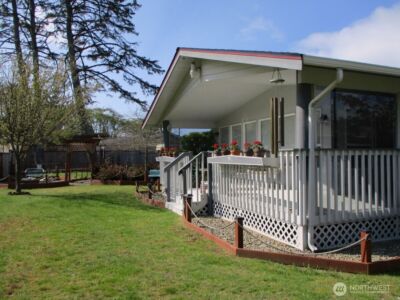 448 Octopus Avenue NE, Ocean Shores, WA 98569 - Photo 32