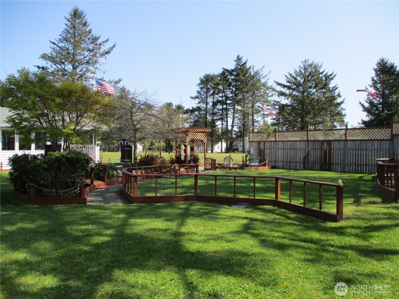 448 Octopus Avenue NE, Ocean Shores, WA 98569