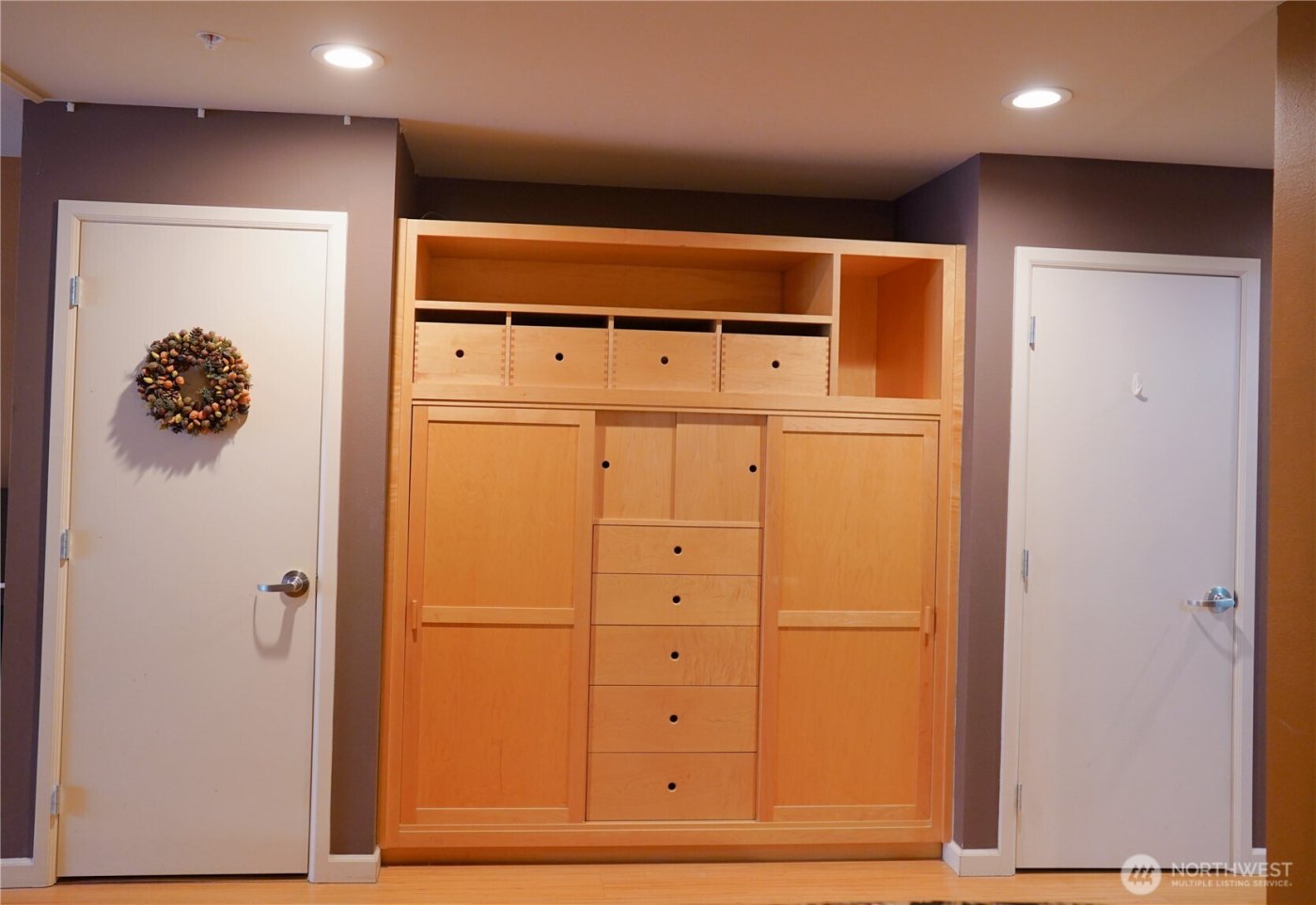 17 W Mercer Street #207, Seattle, WA 98119