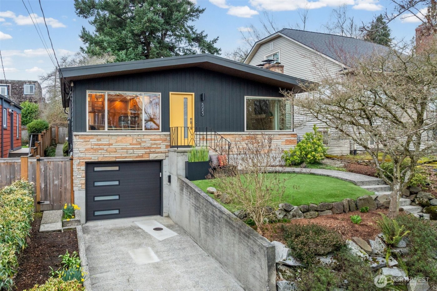 5053 36th Avenue NE, Seattle, WA 98105