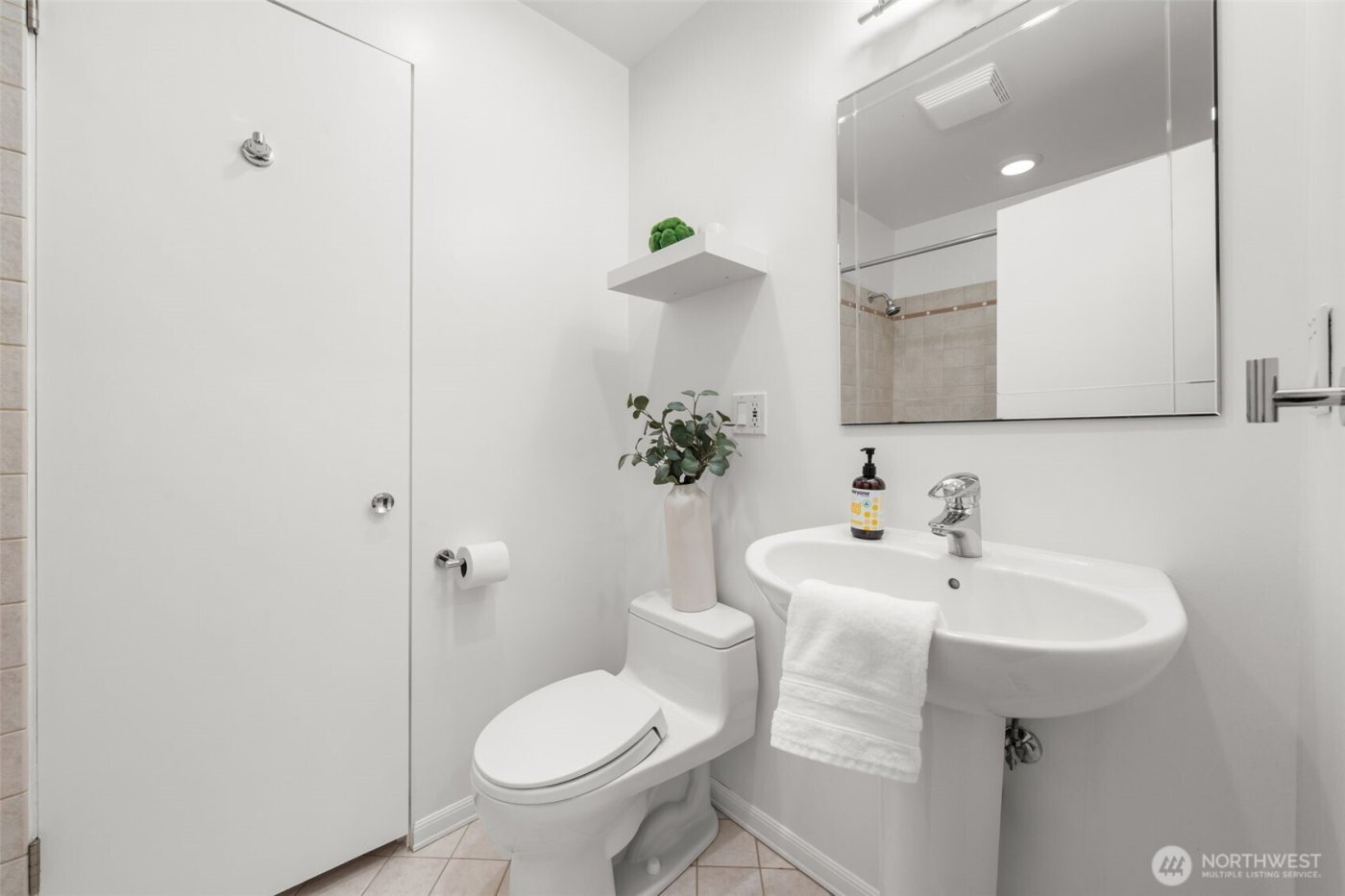 5053 36th Avenue NE, Seattle, WA 98105