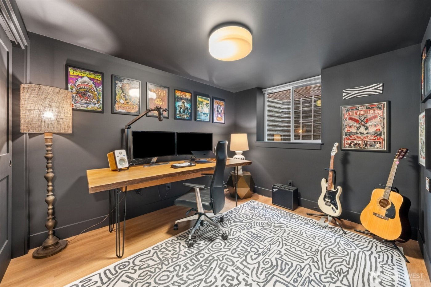 5053 36th Avenue NE, Seattle, WA 98105