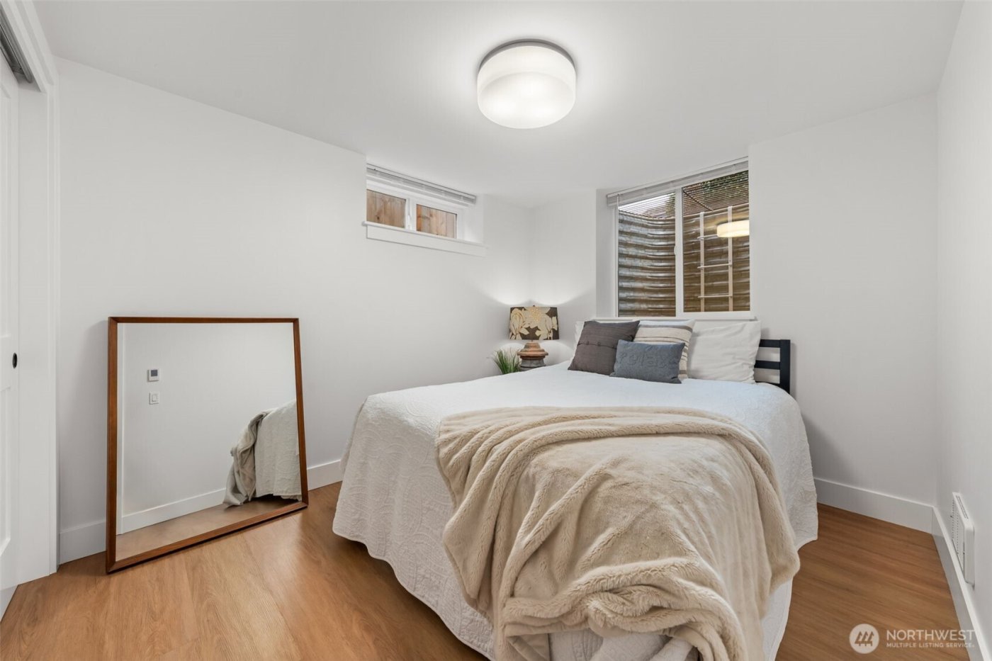 5053 36th Avenue NE, Seattle, WA 98105