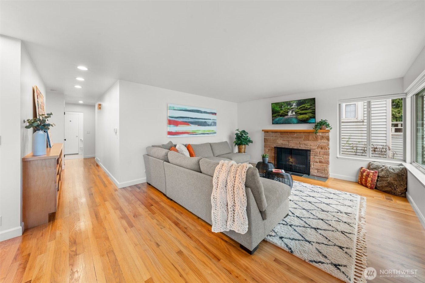 5053 36th Avenue NE, Seattle, WA 98105