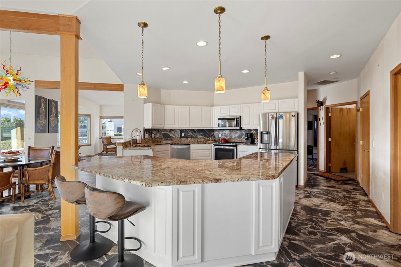 802 NW Krueger Street , Coupeville, WA 98239