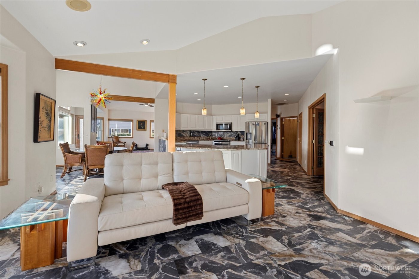 802 NW Krueger Street , Coupeville, WA 98239