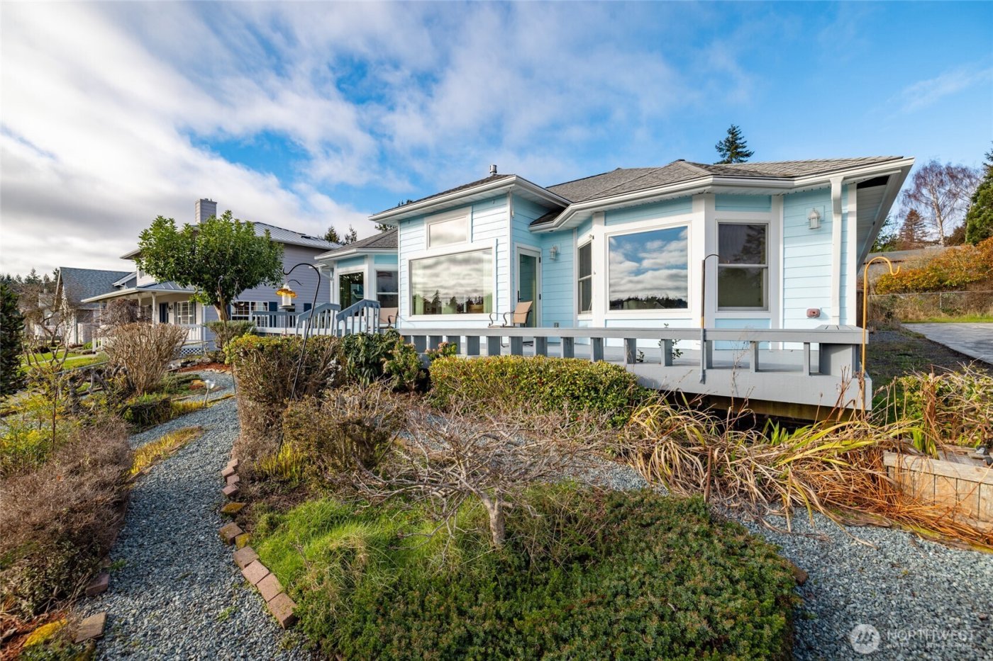 802 NW Krueger Street , Coupeville, WA 98239