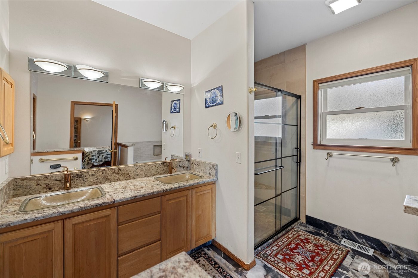 802 NW Krueger Street , Coupeville, WA 98239