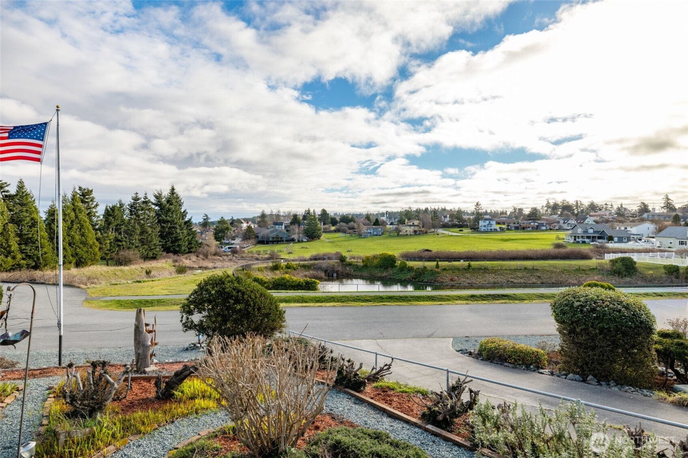 802 NW Krueger Street , Coupeville, WA 98239