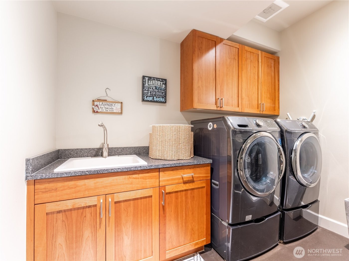 317 Stoneridge Drive , East Wenatchee, WA 98802