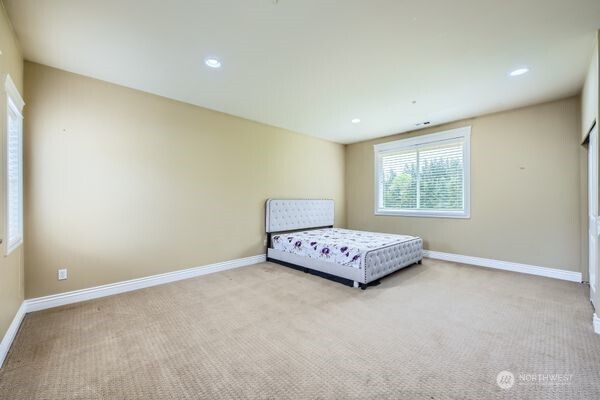 16925 SE 224th St , Kent, WA 98042